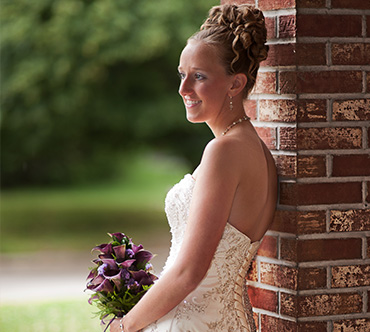 BRIDE W BOUQUET.jpg
